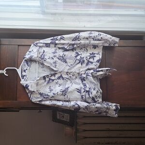 Panama Jack woman's size XL blue and ecru linen blend tropical tie blouse